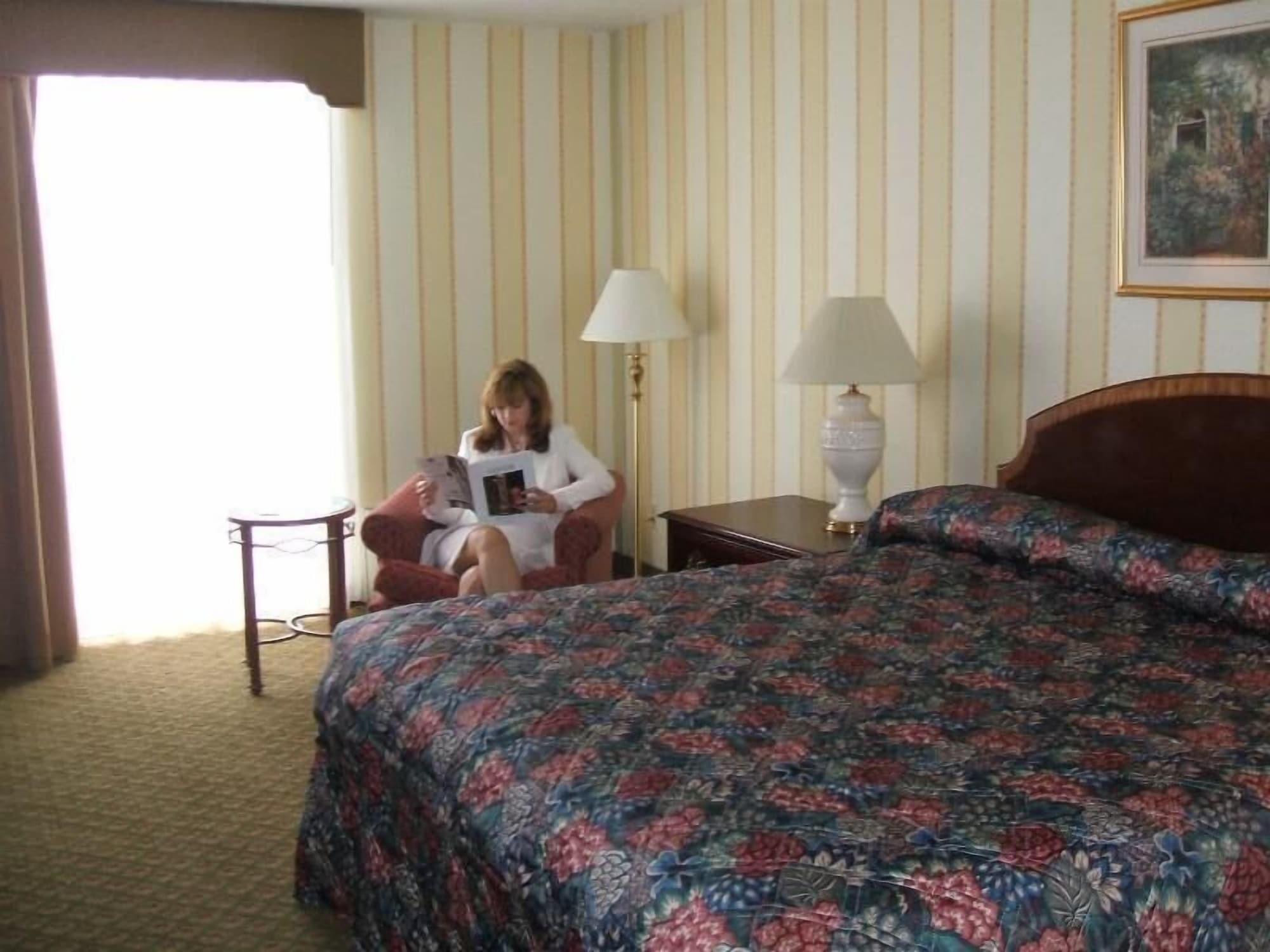 A Victory Inn & Suites - Ann Arbor Chambre photo